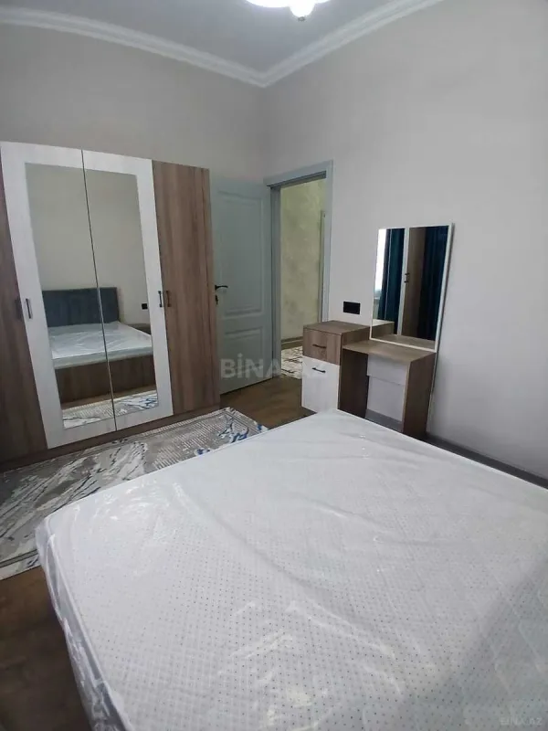 Satılır 4 otaqlı həyət evi 184 m²