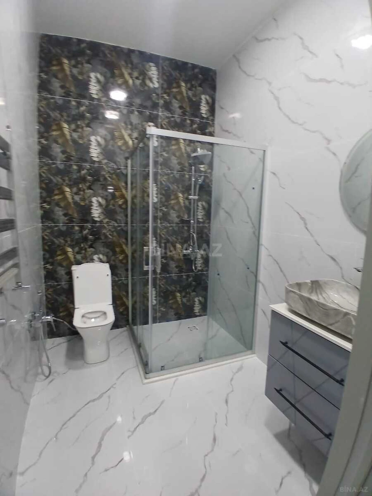 Satılır 4 otaqlı həyət evi 184 m²