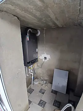 Satılır 4 otaqlı həyət evi 184 m²