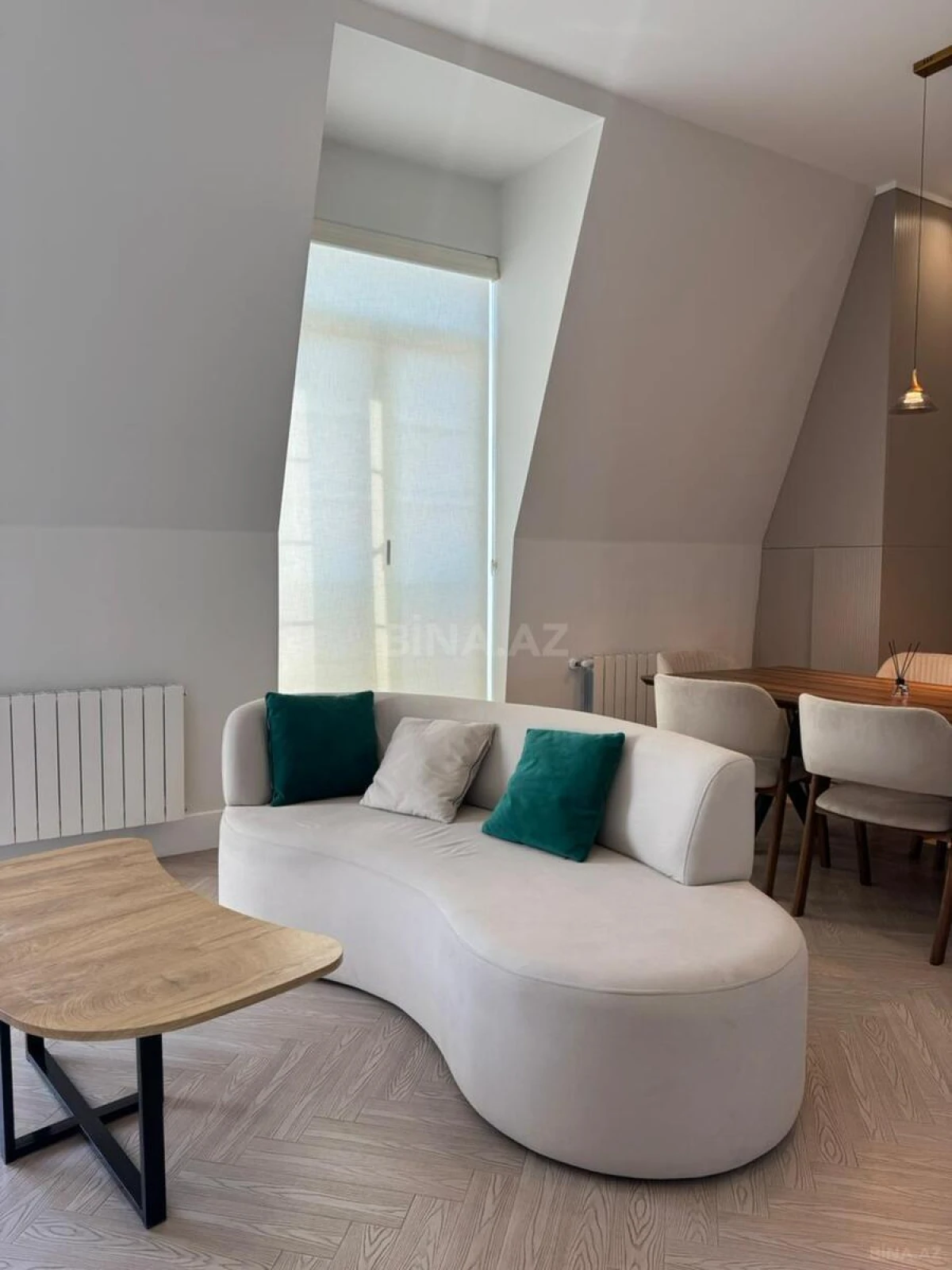 Kirayə verilir 2 otaqlı mənzil 64 m²