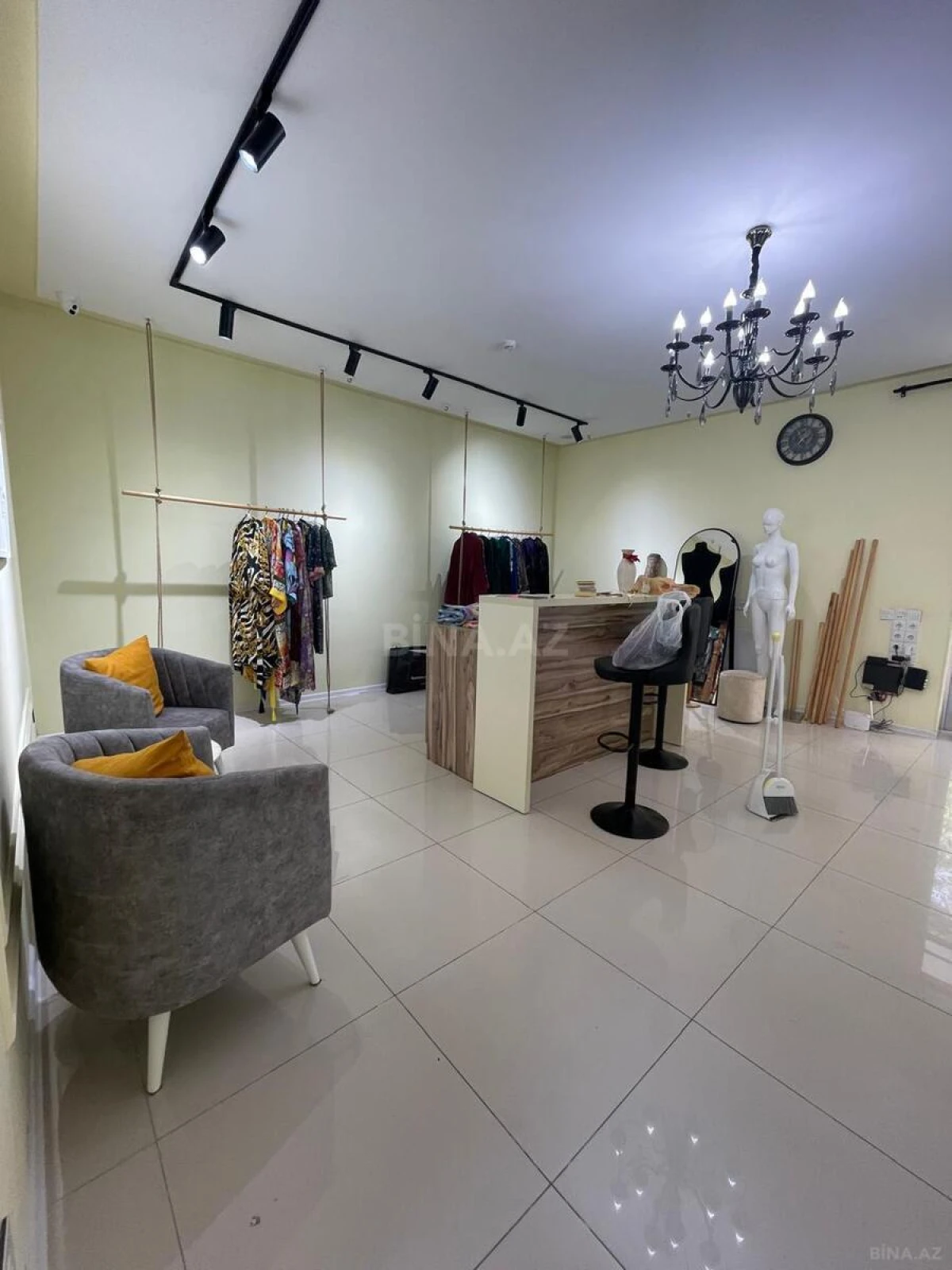 Satılır obyekt 110 m²