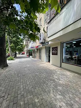 Satılır obyekt 110 m² — Bakı, Badamdar 110.00 m²