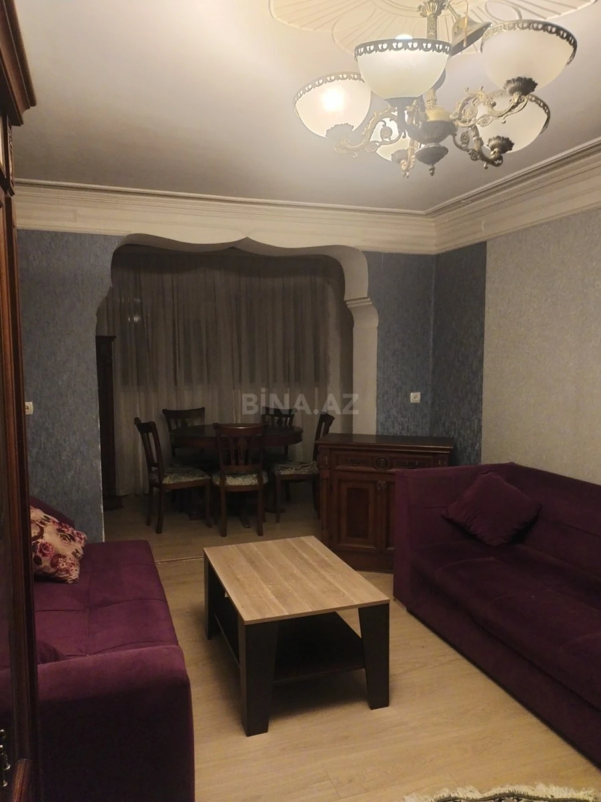Kirayə verilir 2 otaqlı mənzil 60 m²