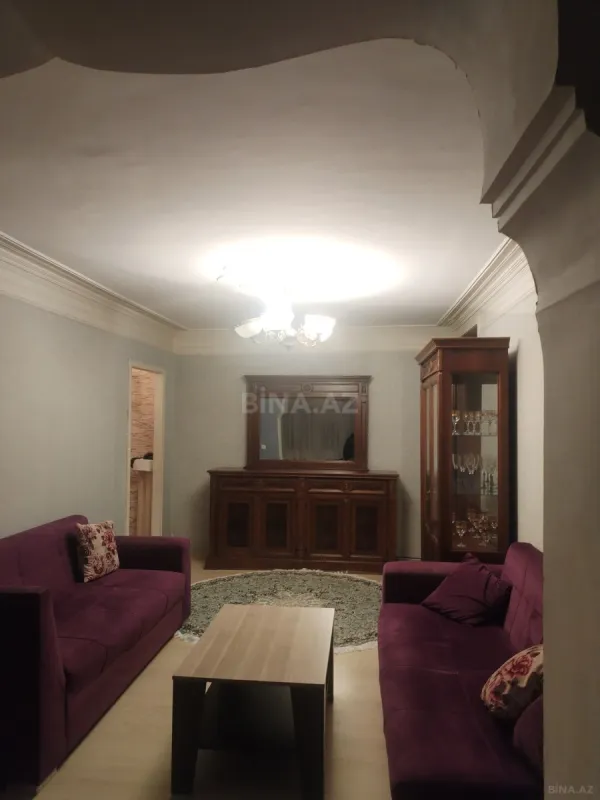 Kirayə verilir 2 otaqlı mənzil 60 m²