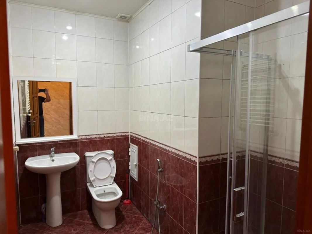 Kirayə verilir 2 otaqlı mənzil 70 m²