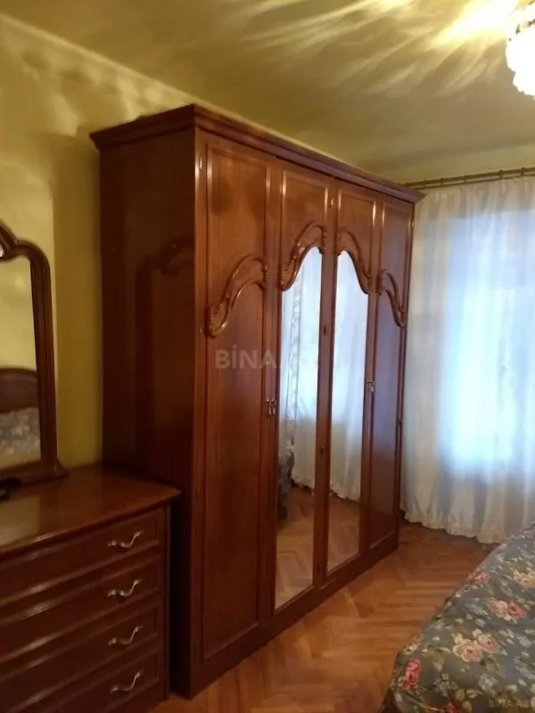 Kirayə verilir 2 otaqlı mənzil 50 m²