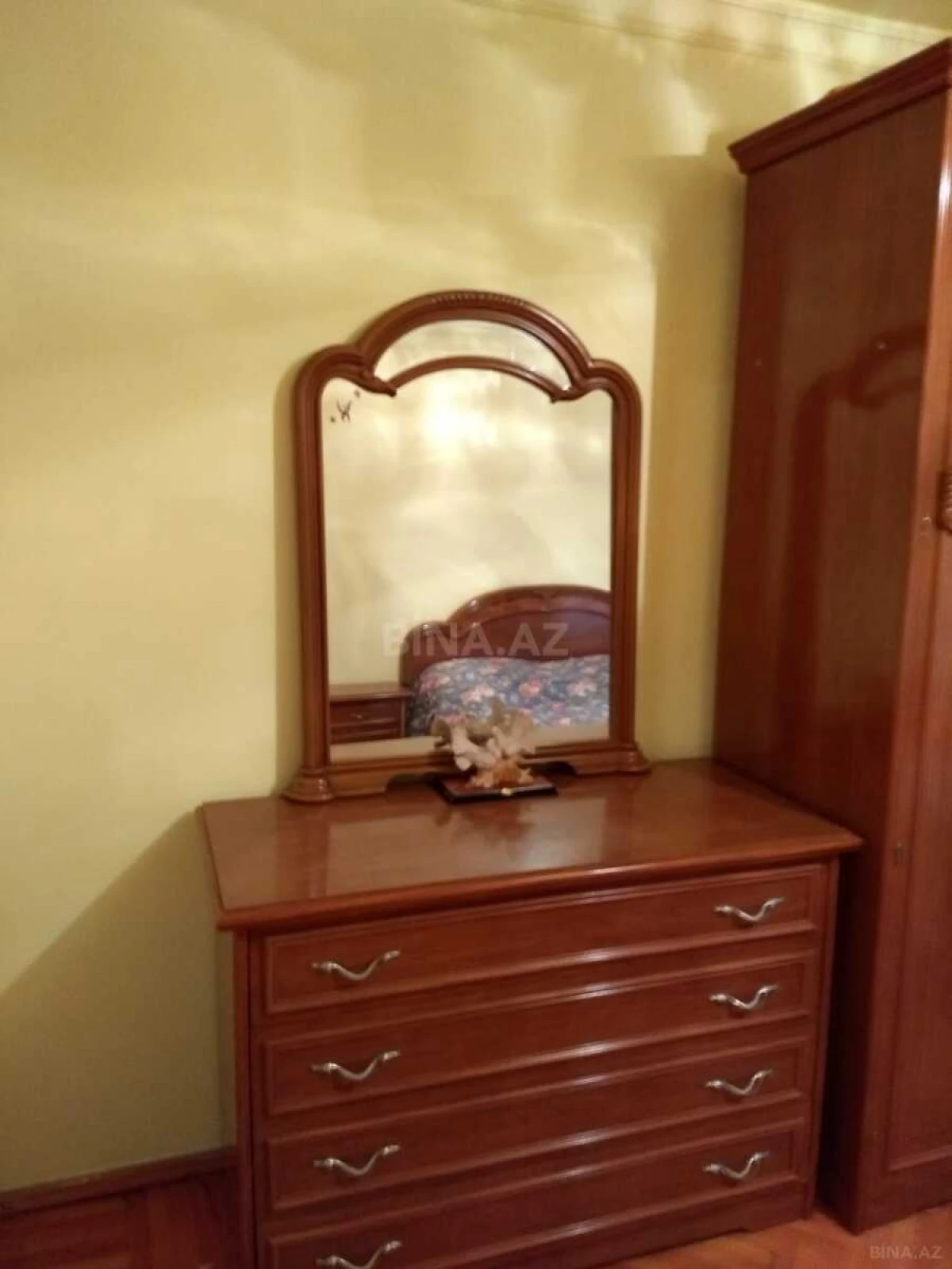 Kirayə verilir 2 otaqlı mənzil 50 m²