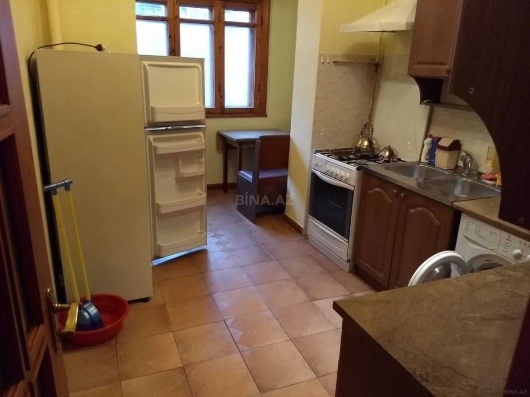 Kirayə verilir 2 otaqlı mənzil 50 m²