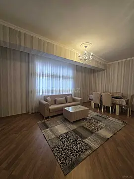 Kirayə verilir 2 otaqlı mənzil 80 m²
