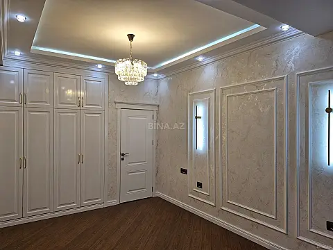 Satılır 3 otaqlı mənzil 114 m²