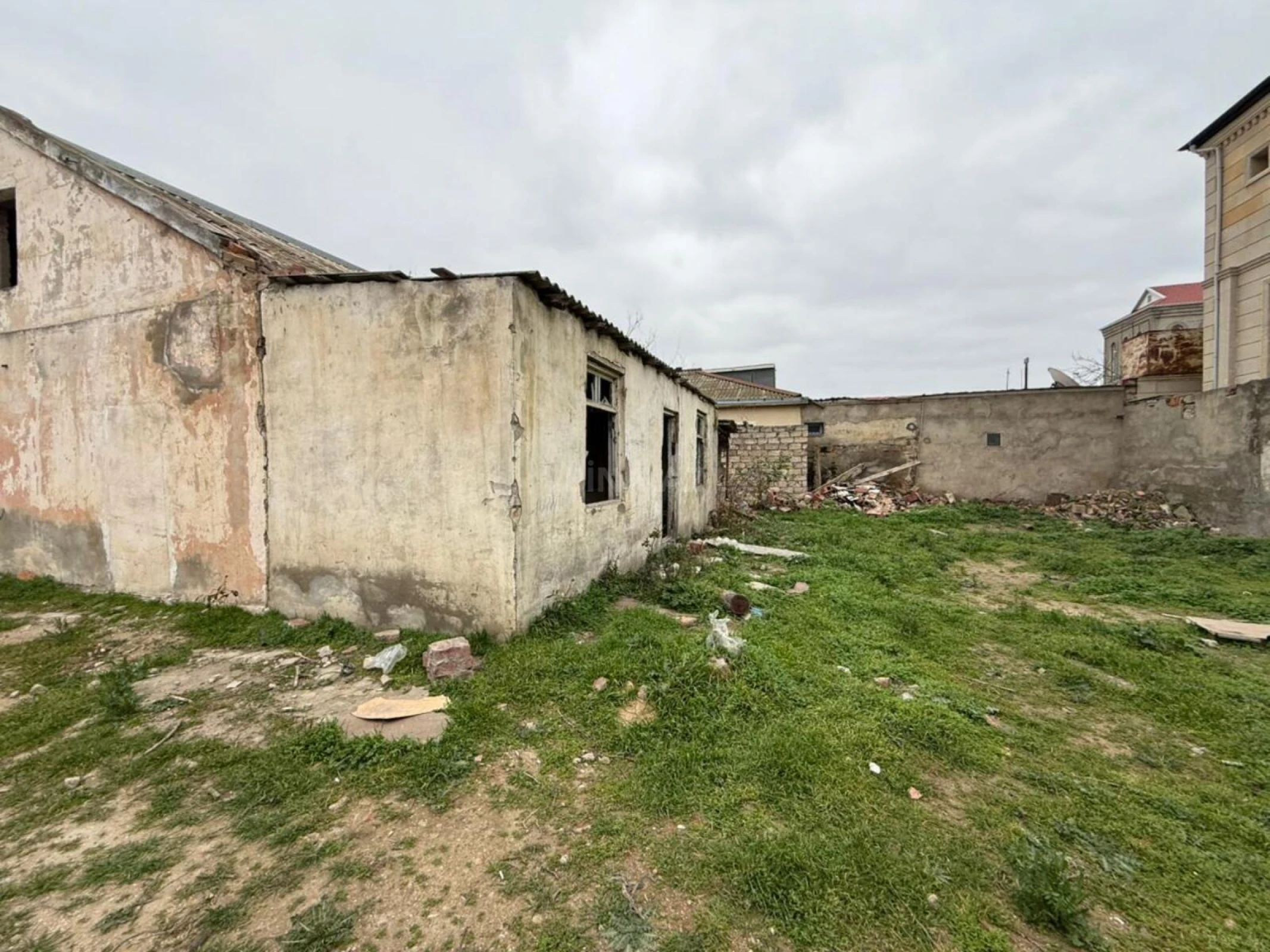 Satılır torpaq sahəsi 4 m²