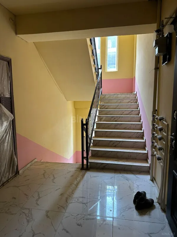 Satılır 2 otaqlı mənzil 73 m²