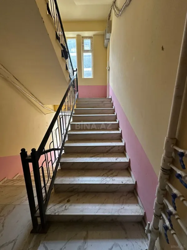 Satılır 2 otaqlı mənzil 73 m²