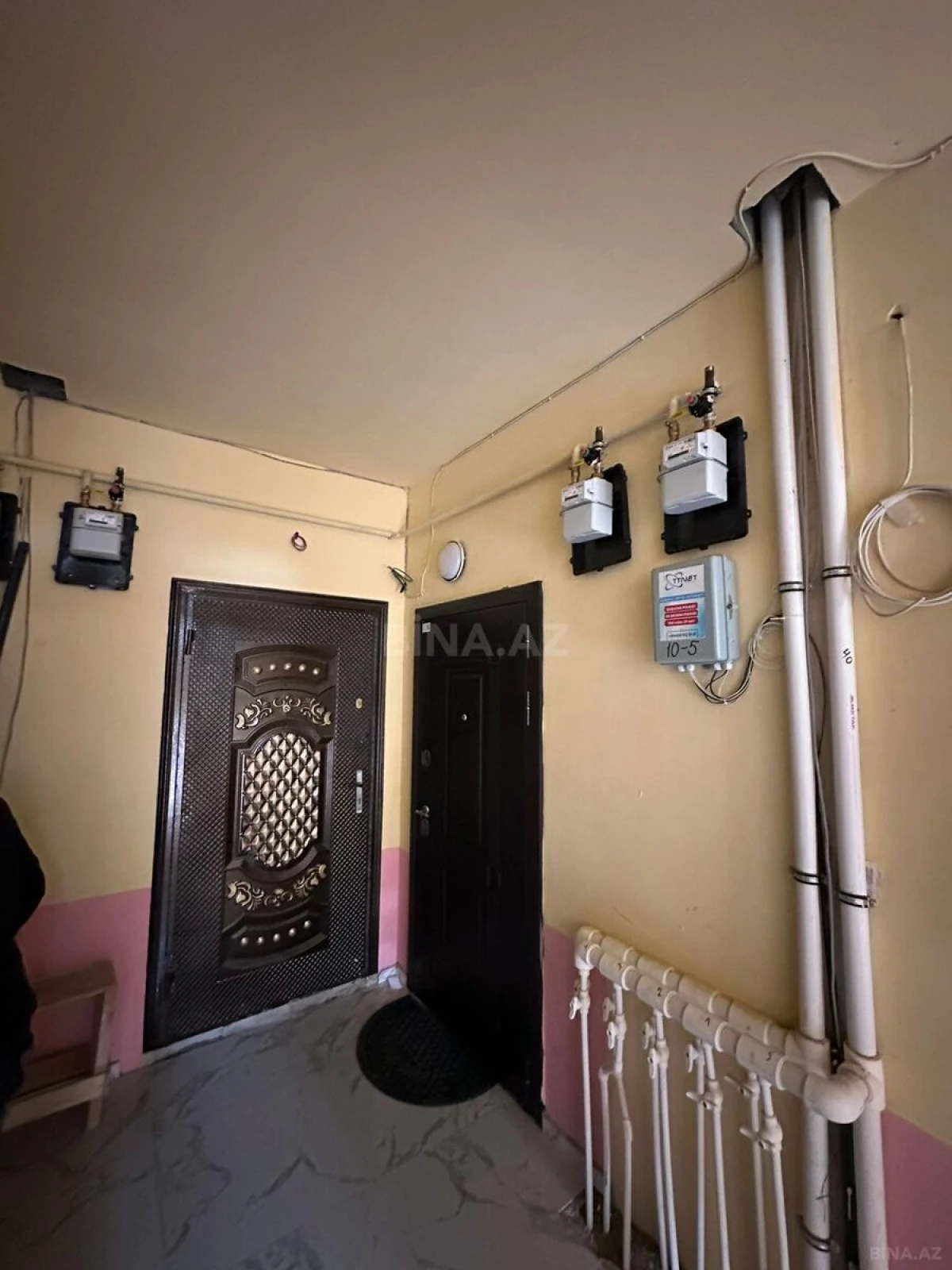 Satılır 2 otaqlı mənzil 73 m²