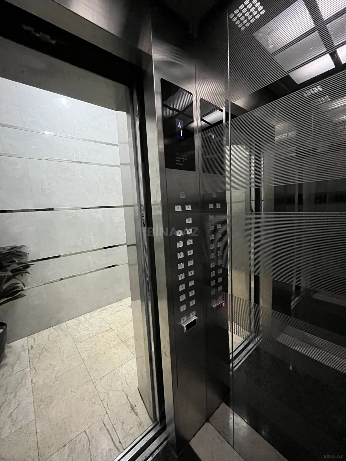 Satılır 2 otaqlı mənzil 85 m²