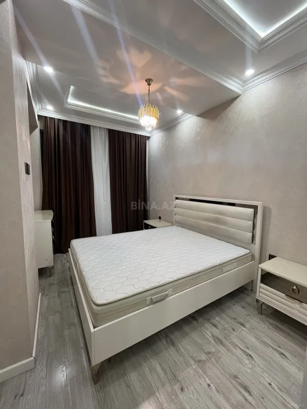 Satılır 2 otaqlı mənzil 85 m²