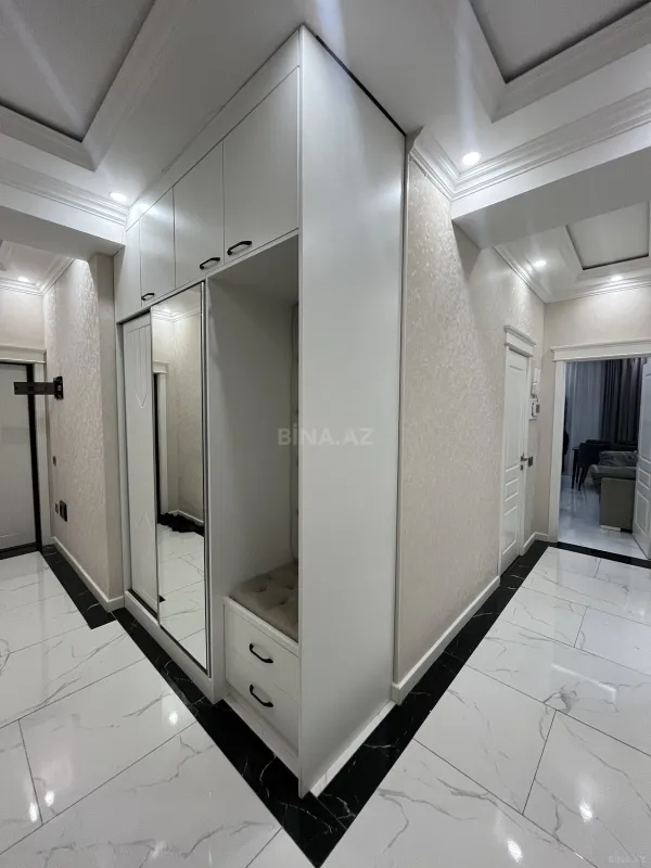 Satılır 2 otaqlı mənzil 85 m²