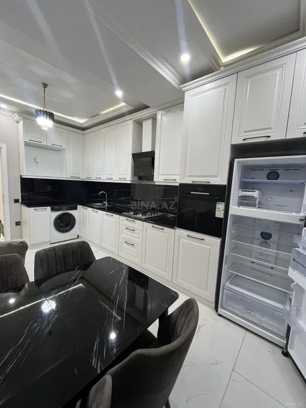 Satılır 2 otaqlı mənzil 85 m²