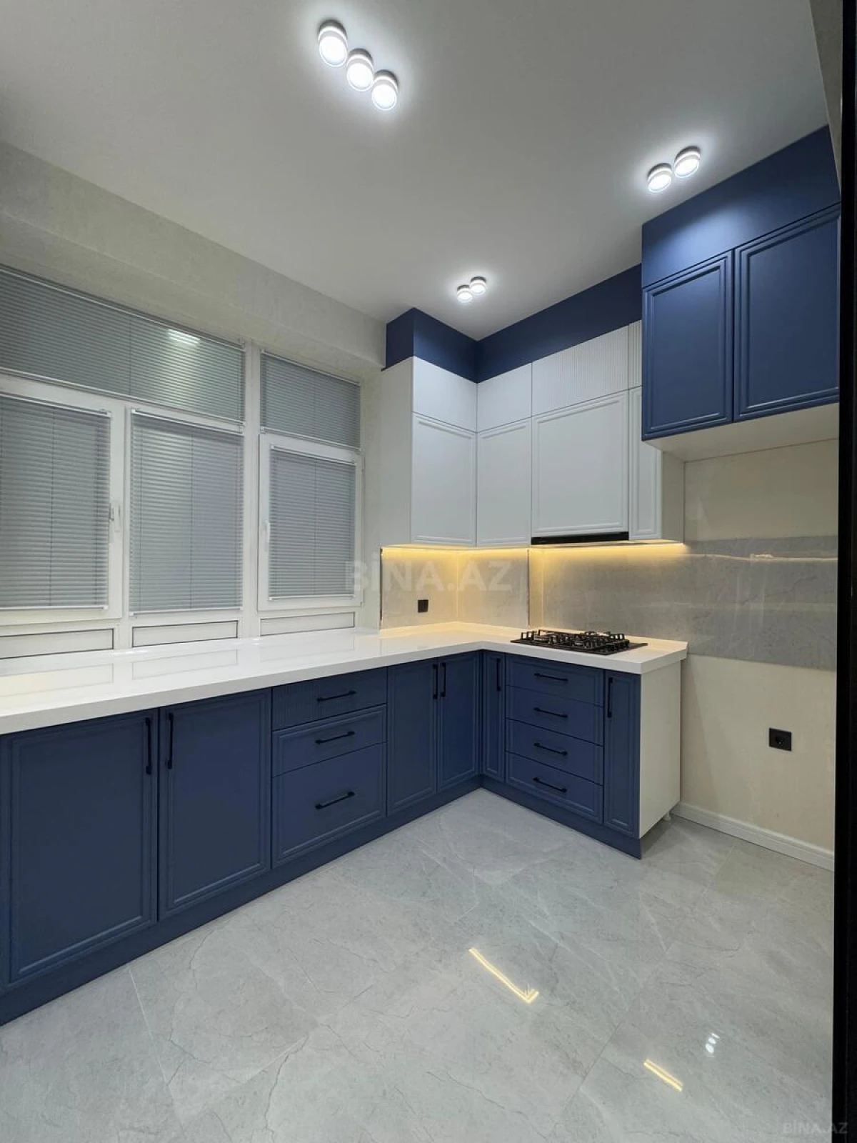 Satılır 3 otaqlı mənzil 96 m²