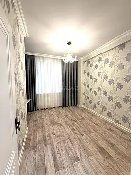 Satılır 3 otaqlı mənzil 110 m²