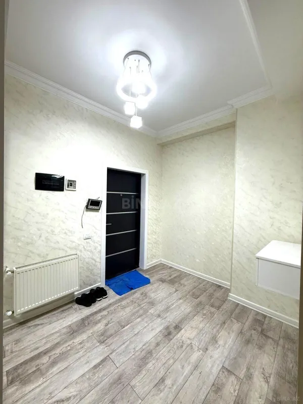 Satılır 3 otaqlı mənzil 110 m²