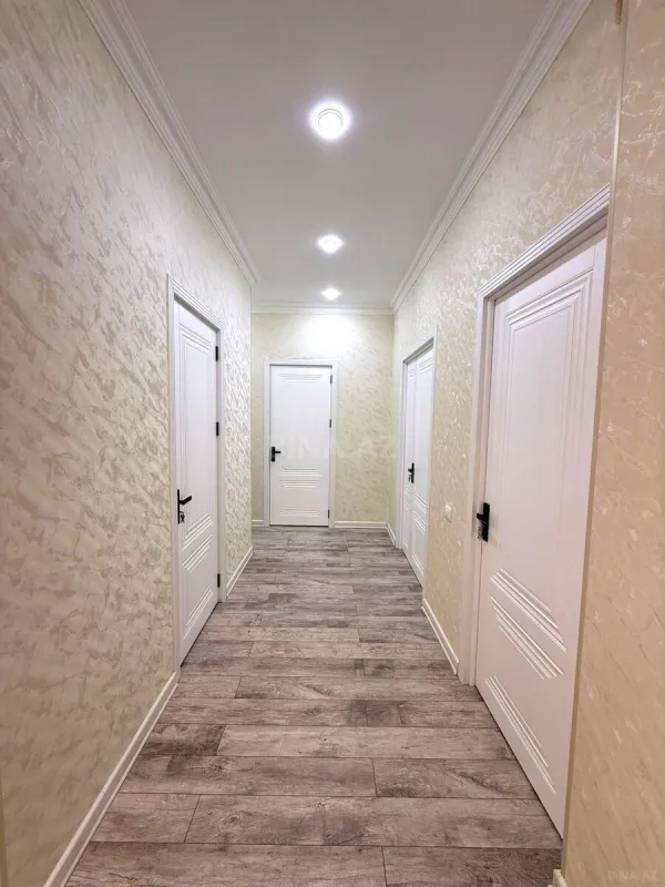 Satılır 3 otaqlı mənzil 110 m²