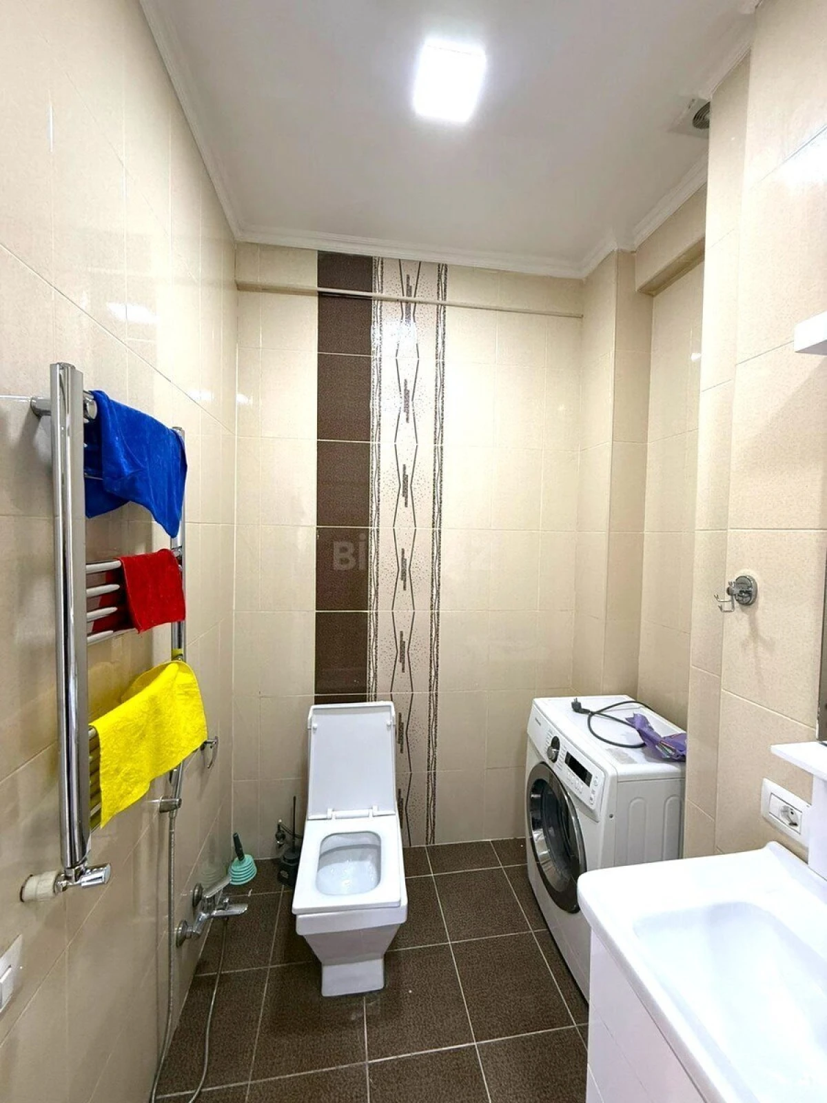 Satılır 3 otaqlı mənzil 110 m²