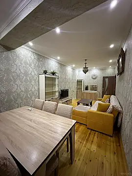 Satılır 2 otaqlı mənzil 53 m² — Bakı, Həzi Aslanov qəs. 2 otaq 53.00 m²