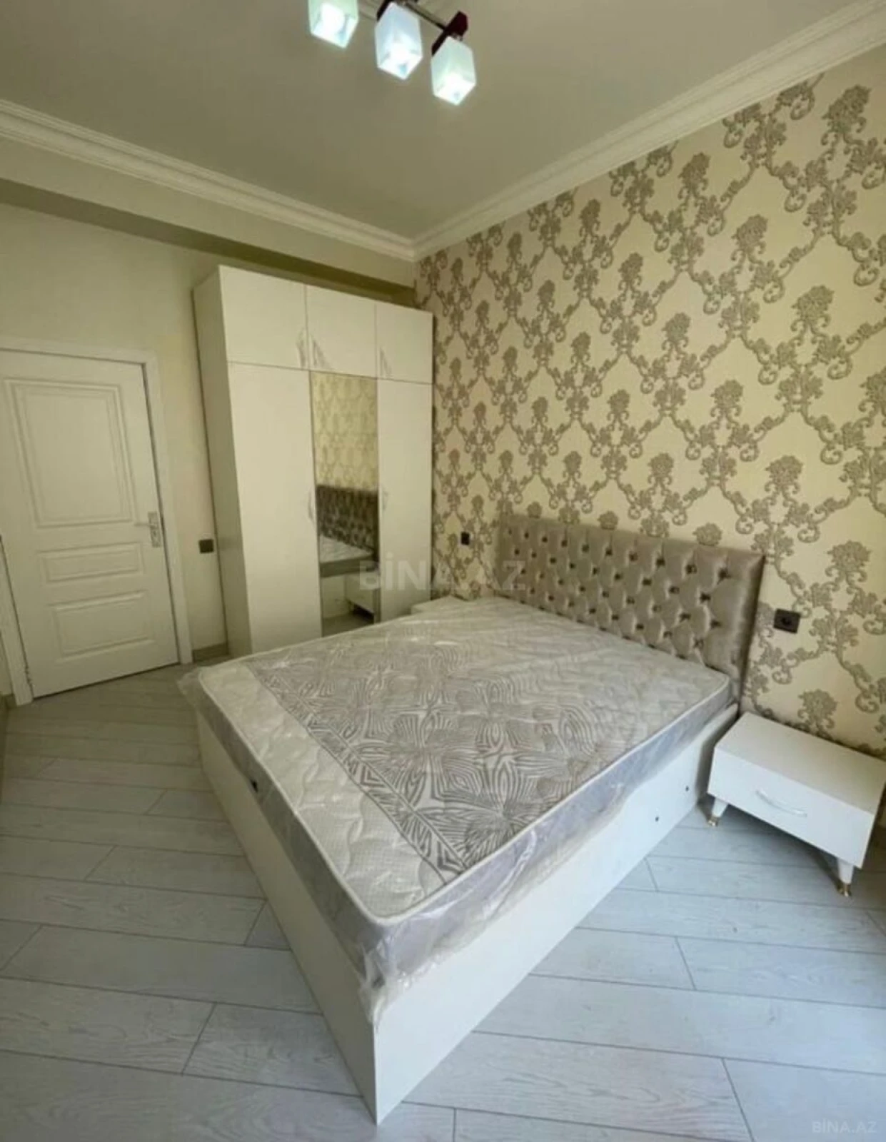 Kirayə verilir 2 otaqlı mənzil 55 m²