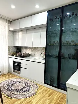 Satılır 3 otaqlı mənzil 140 m²