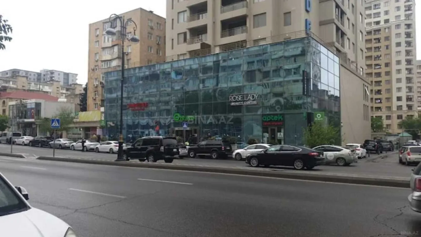 Satılır 2 otaqlı mənzil 60 m²