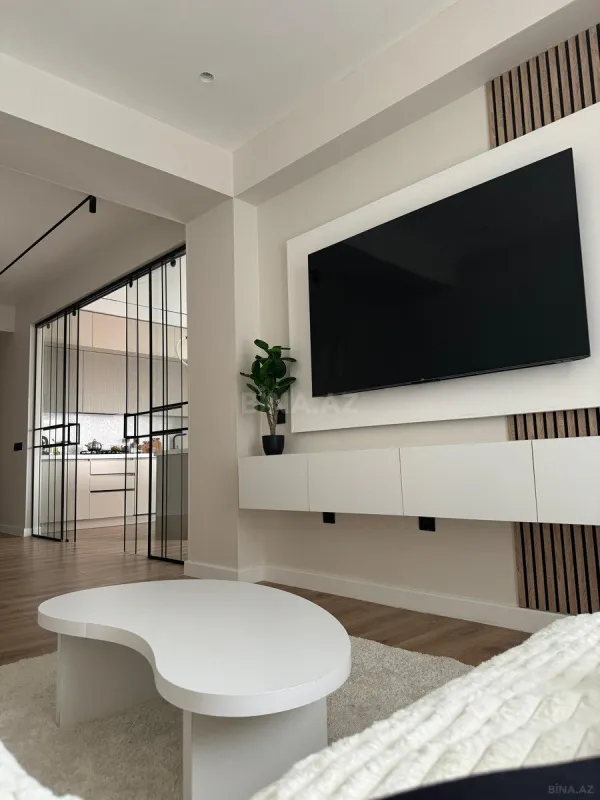 Satılır 3 otaqlı mənzil 125 m²