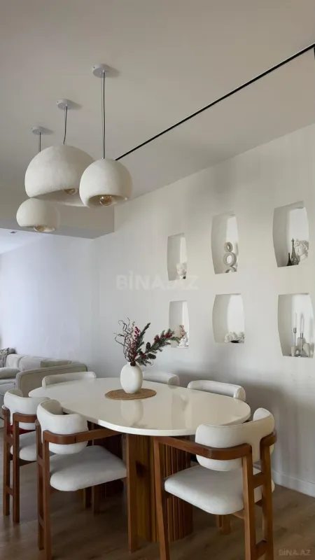 Satılır 3 otaqlı mənzil 125 m²