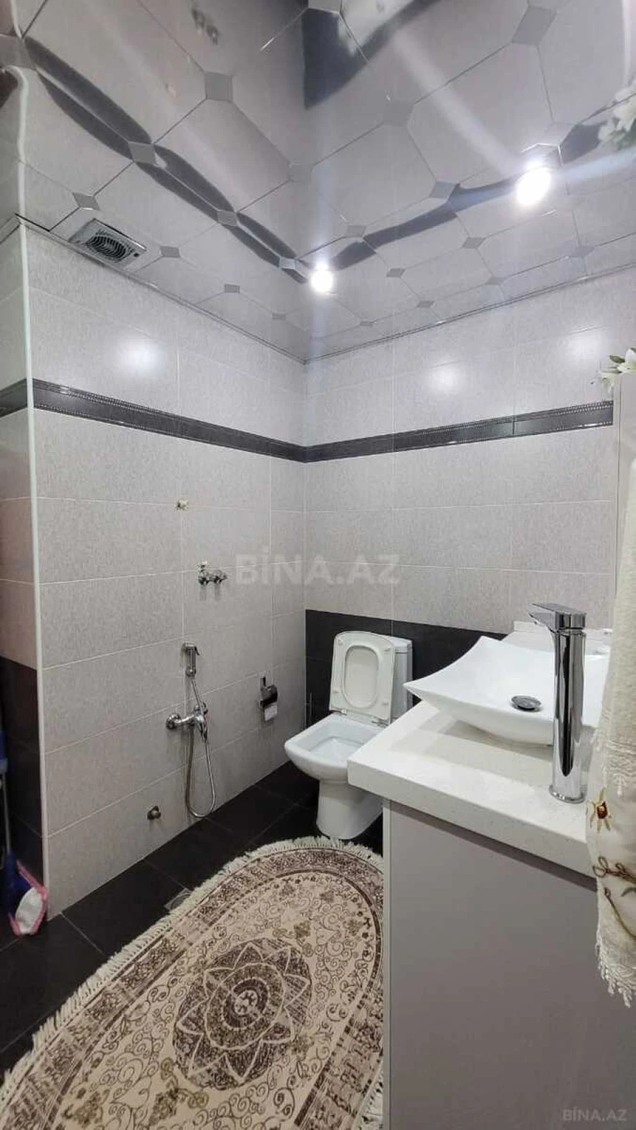 Kirayə verilir 3 otaqlı mənzil 110 m²