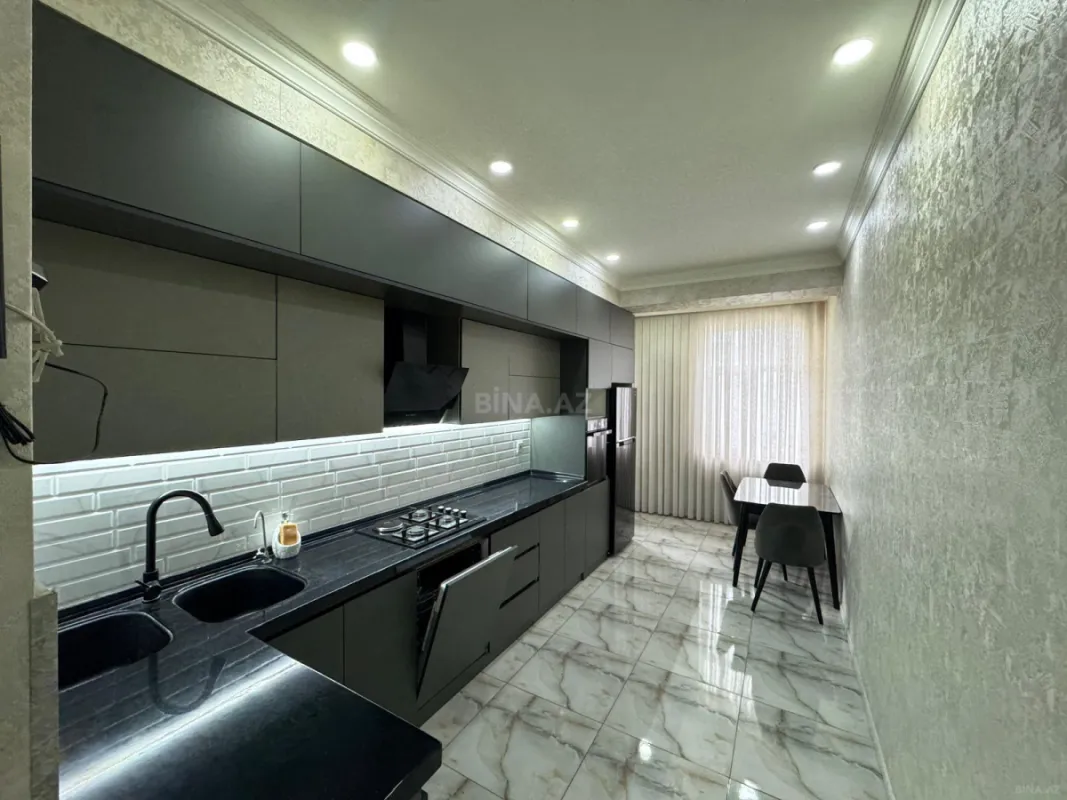 Satılır 2 otaqlı mənzil 94 m²