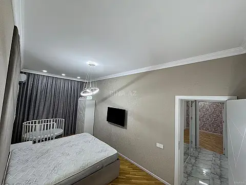 Satılır 2 otaqlı mənzil 94 m²