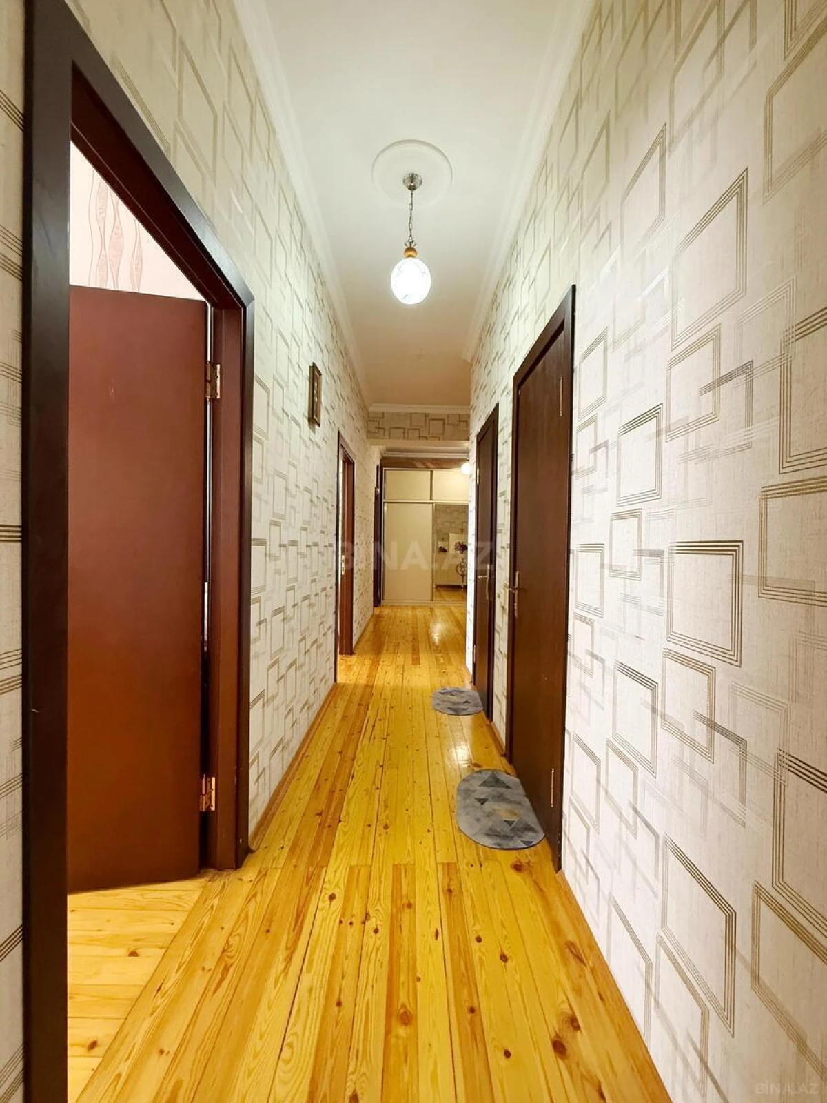 Satılır 3 otaqlı mənzil 110 m²