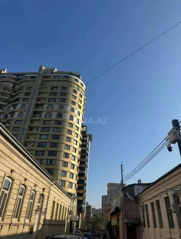 Kirayə verilir 3 otaqlı ofis 145 m²