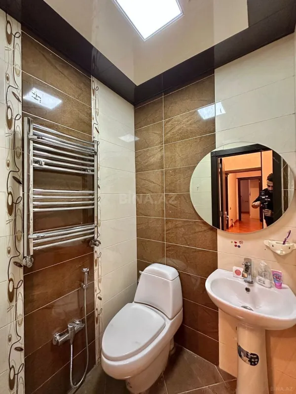 Satılır 3 otaqlı mənzil 140 m²