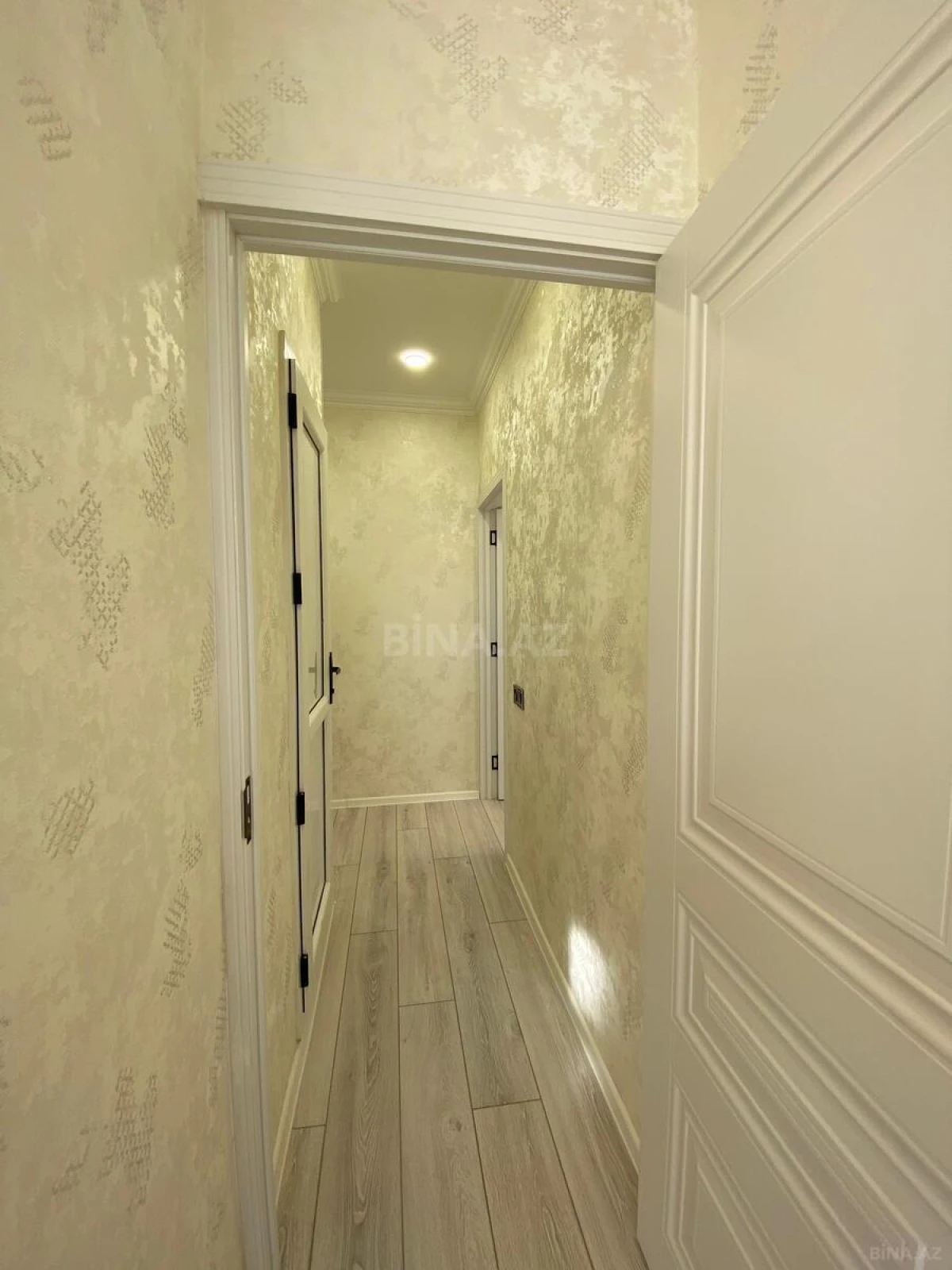 Satılır 2 otaqlı mənzil 45 m²