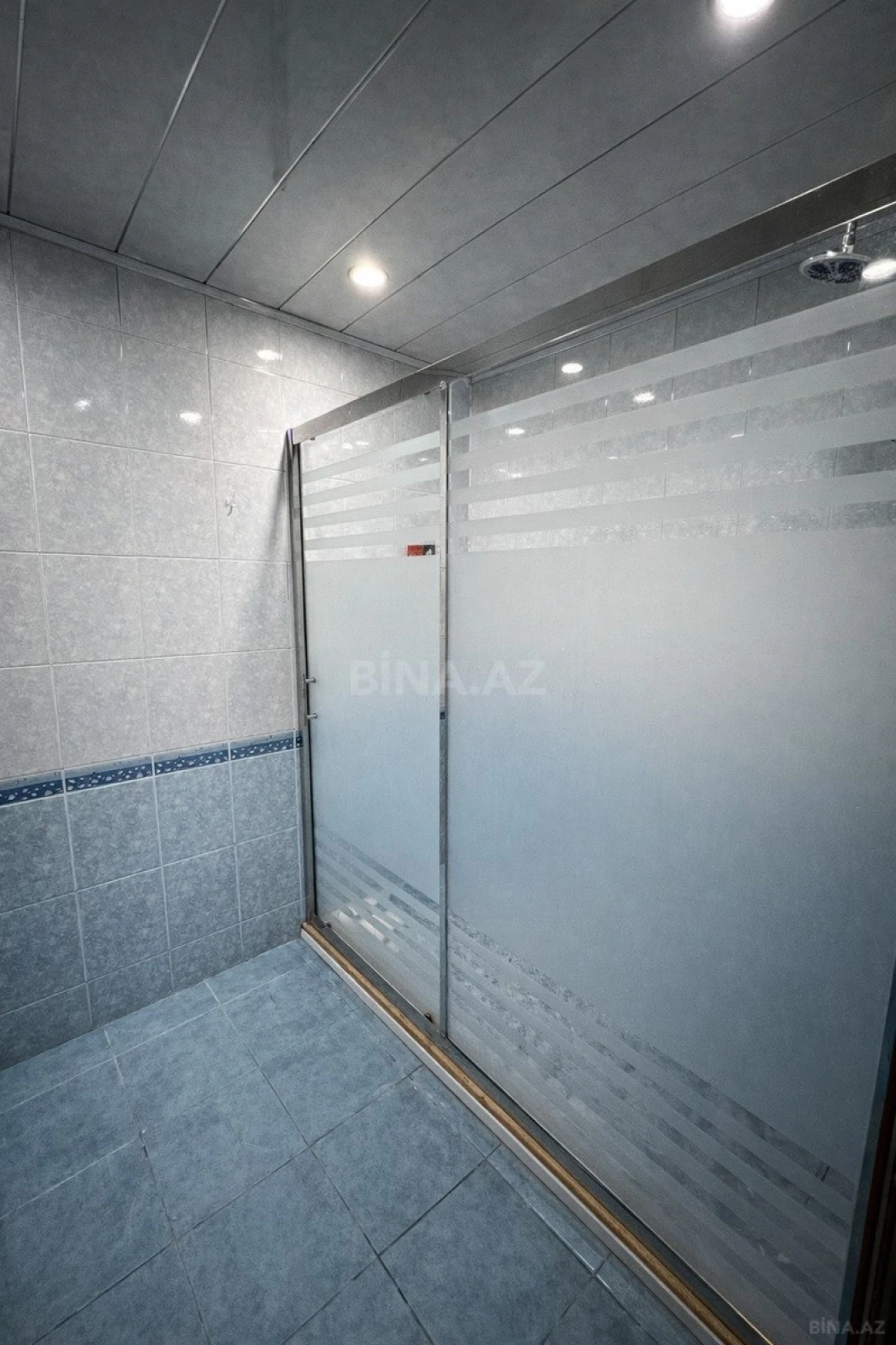 Satılır 3 otaqlı mənzil 115 m²