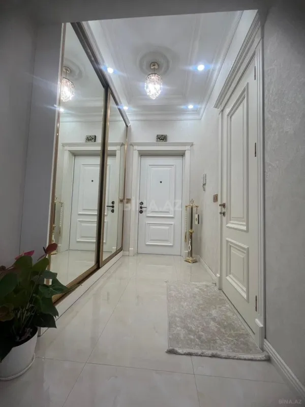Satılır 2 otaqlı mənzil 89 m²