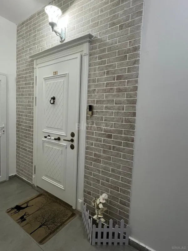 Satılır 2 otaqlı mənzil 89 m²