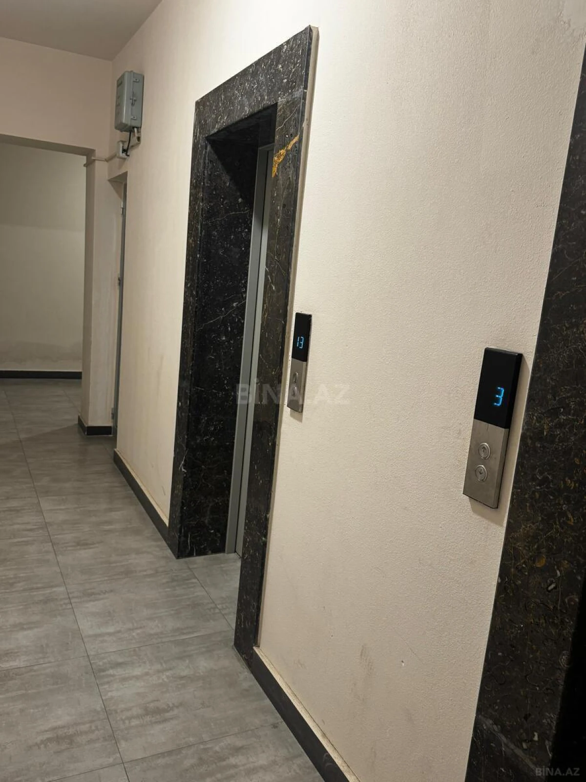 Satılır 3 otaqlı mənzil 125 m²