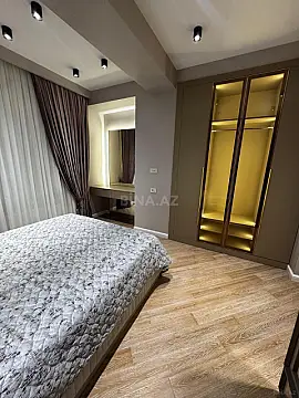 Satılır 3 otaqlı mənzil 125 m²
