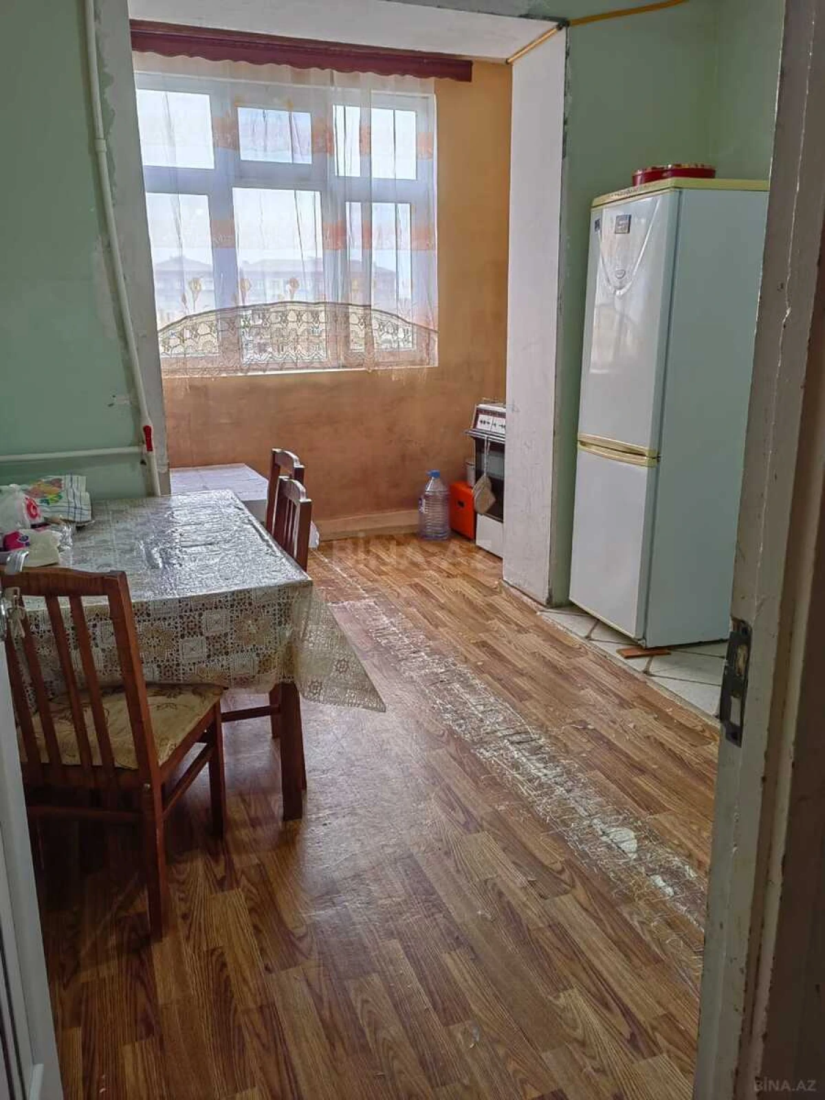 Satılır 4 otaqlı mənzil 82.5 m²