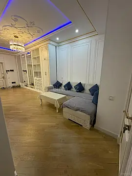 Kirayə verilir 2 otaqlı mənzil 115 m²