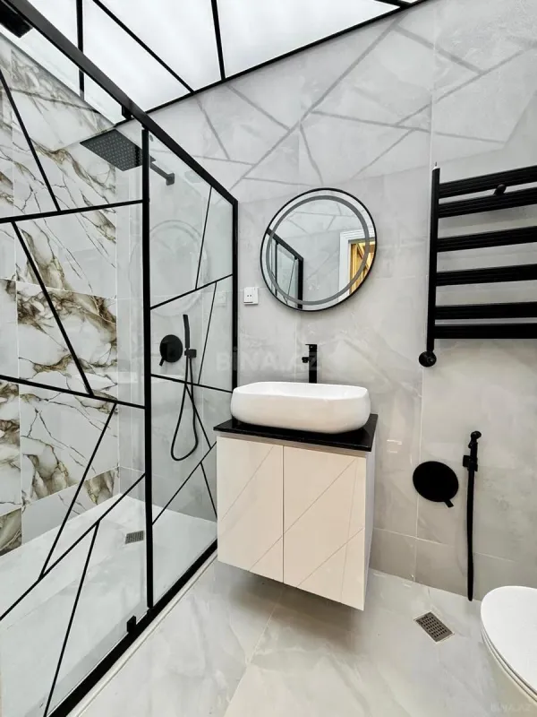 Satılır 2 otaqlı mənzil 70.7 m²