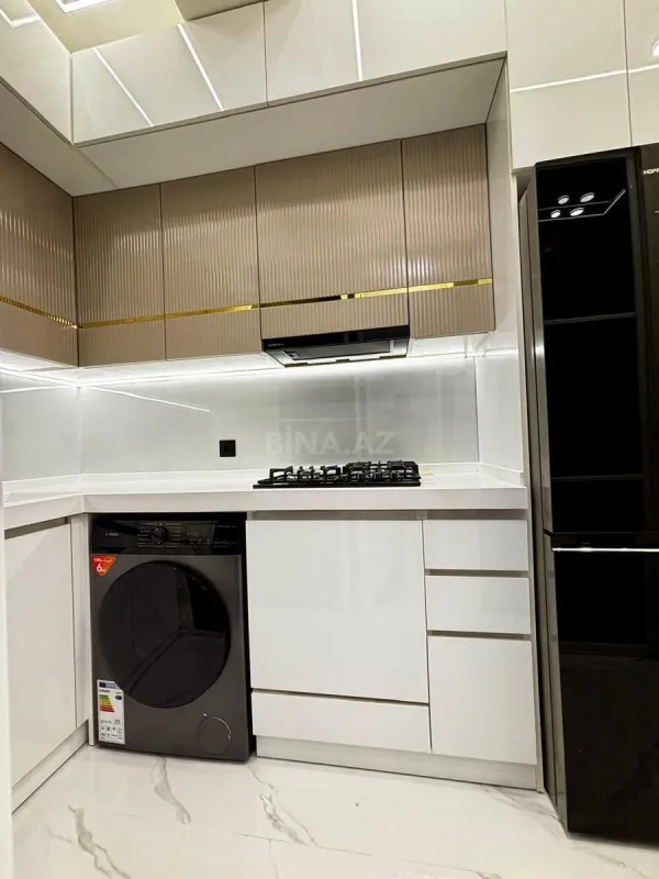 Satılır 2 otaqlı mənzil 70.7 m²