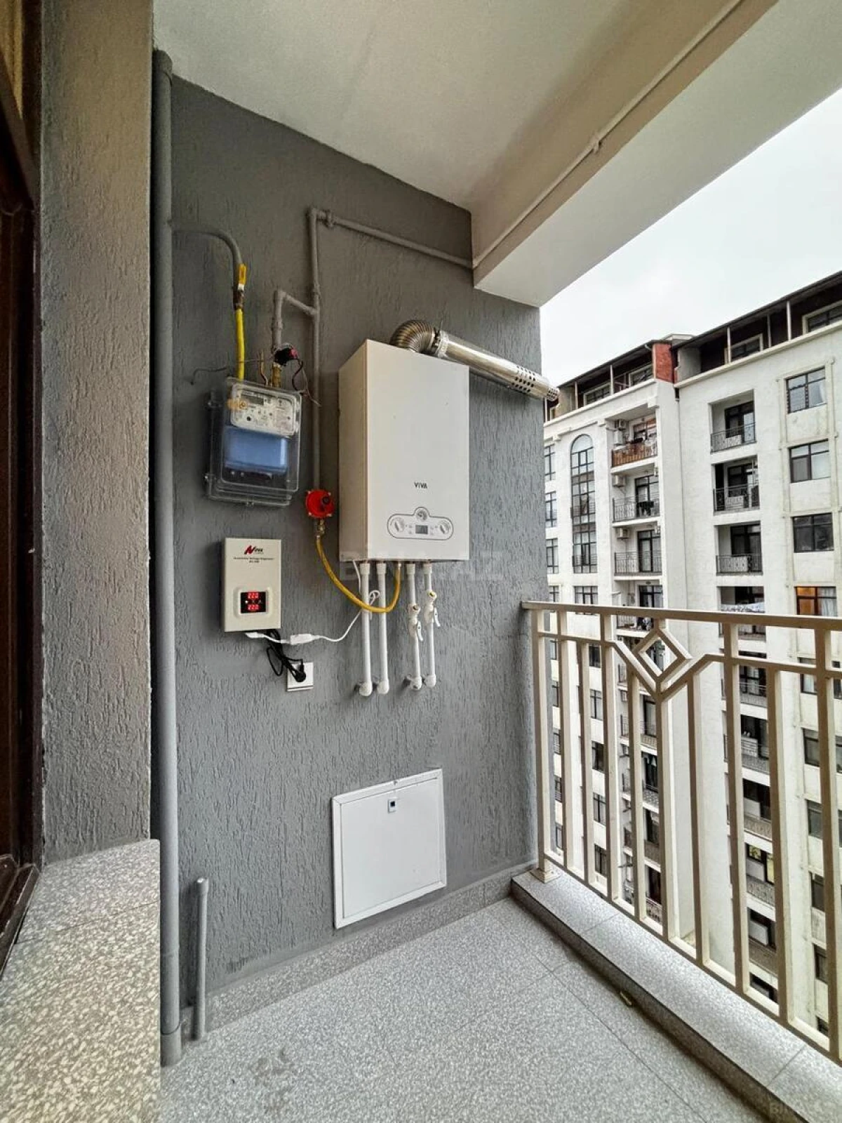 Satılır 2 otaqlı mənzil 70.7 m²